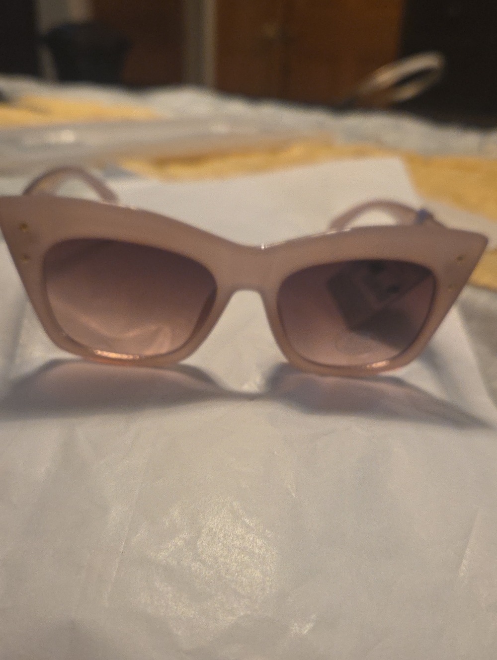 GLANCE Women’s Blush Pink Cat-Eye Sunglasses #61